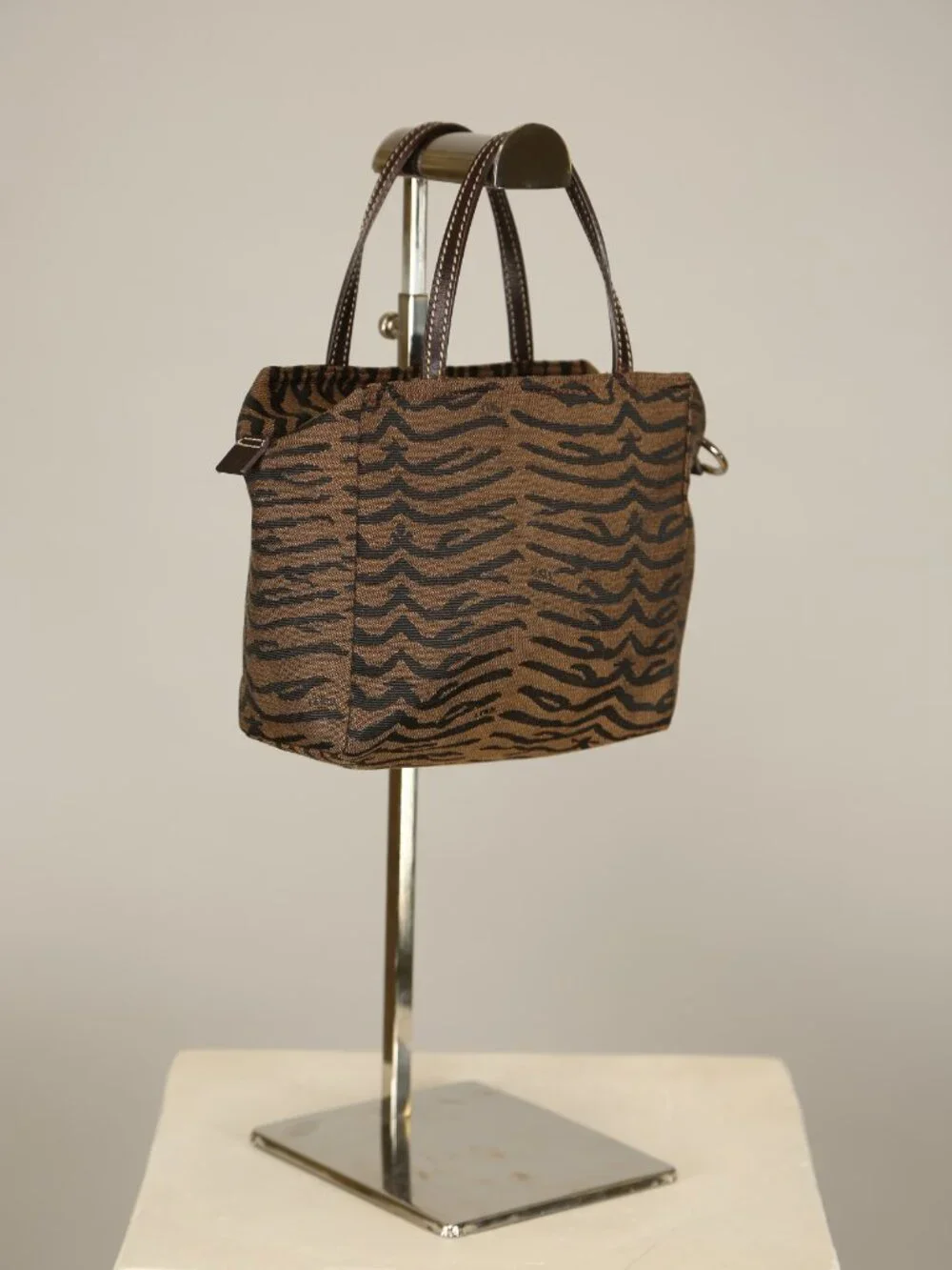 Extremely rare Fendi Bag - Picture 4 of 5